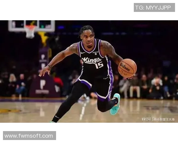 记者小米切尔小腿酸痛缺席3场季前赛后复出 希罗&罗齐尔未合练