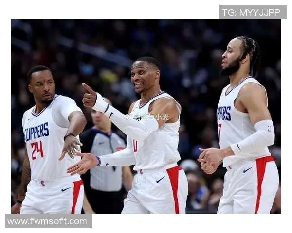 快船后场大闸已经做到攻防两端一把抓了,但却还是无法拯救球队? 快船后场大闸已经做到攻防两端一把抓了,但却还是无法拯救球队?