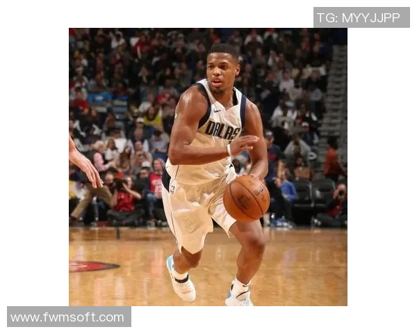 尼克-史密斯：作为双向球员要时刻做好准备 会将比赛用球交给妈妈来收藏