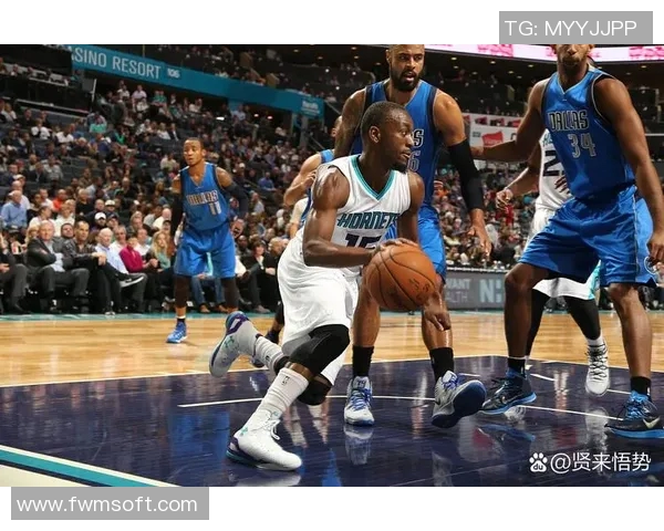 老家伙们演小孩是吧？弗拉格缺战独行侠2胜爵士 前者出战2场皆负